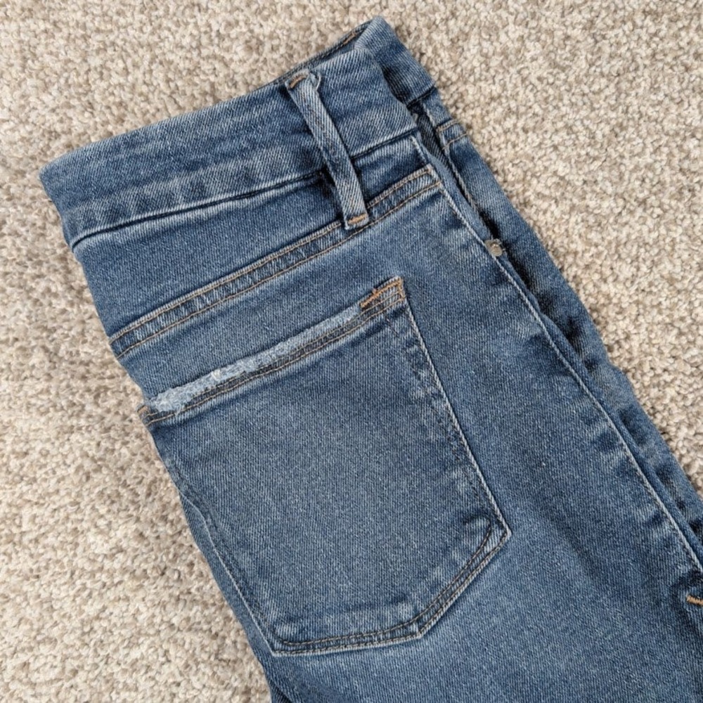 Good American High Rise Skinny Crop Frayed Hem Size 0/25 Good Legs